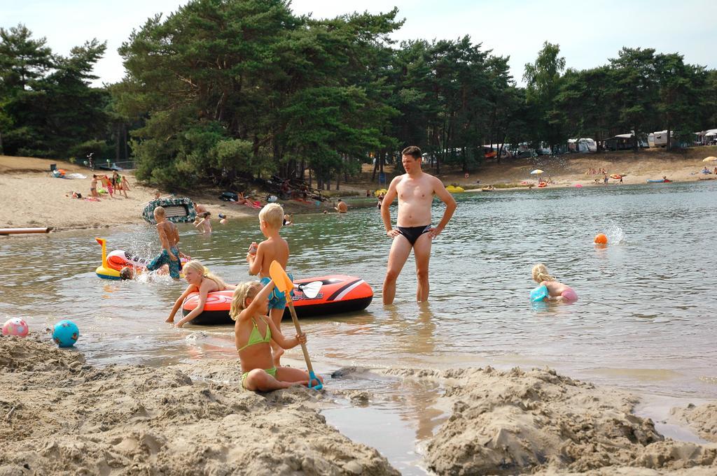 فندق Camping Blauwe Meer Nv لوميل المظهر الخارجي الصورة